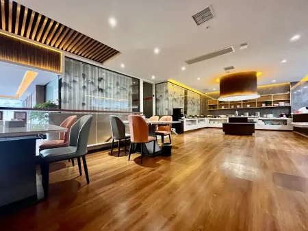 Yucheng Wanhe Business Hotel