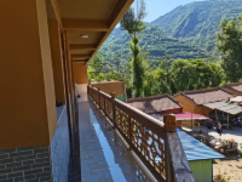 Tanchang.Guan'egou Minghu lnn Hotels near Eman Valley Glass Bridge