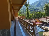 Tanchang.Guan'egou Minghu lnn