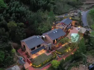 Pavaan Hotel