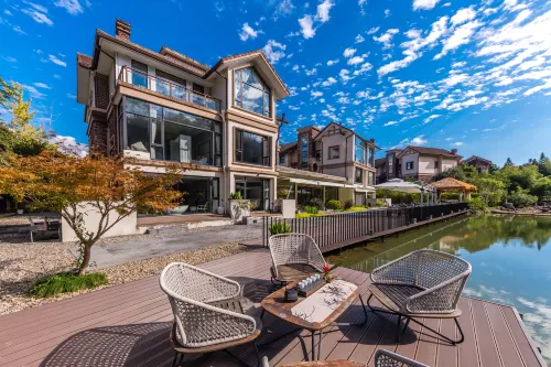 花築奢·六閱茶也·枕山聆溪美宿（武夷山店）