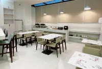 Orient Luxury Villa Motel