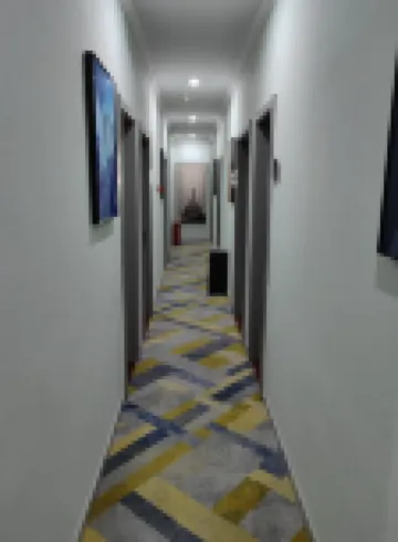 Huishui Hongxin Hotel (Huishui County Snack City)