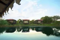 Pangarh Lake Retreat Отели рядом с достопримечательностью «Парк Чхатрапати Шиваджи Махарадж»