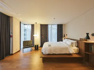 Good Ol' Days Hotel