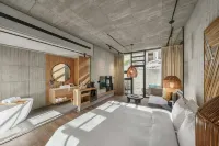 Deer Chaser Hotel