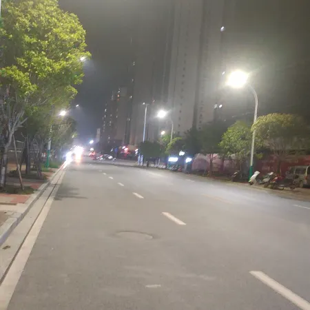 Jinhe Homestay (Guilin High-Speed Railway North Station North Bus Station)
