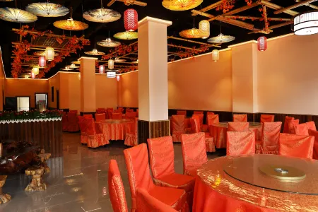 Anhua Xinlv Hotel Отели рядом с достопримечательностью «Longquan Cave»