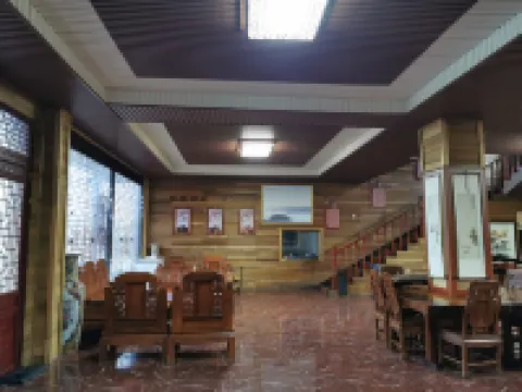 Zhenba Guanyun Mountain Villa Hotel a Zhenba