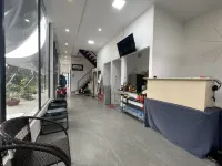 Ngoc An Hotel - parking