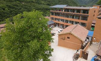 Guan'egou Jupeng Mountain Villa