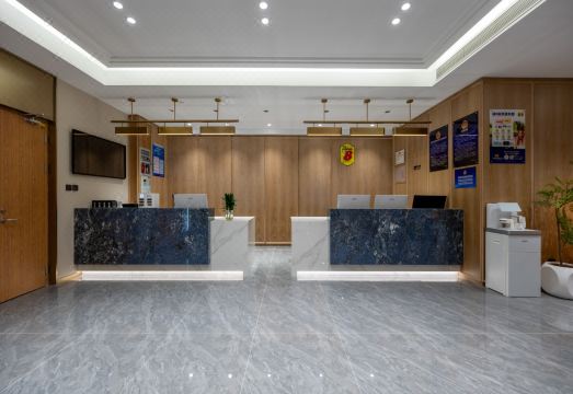 슈퍼 8 컬렉션 호텔 (베이징 북역 시즈먼 지하철역) 외부 전경