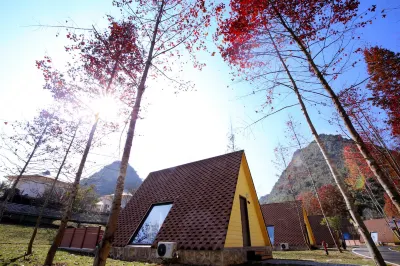 Fengyue Resort Hotel Отели в г. Дэбао