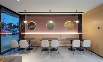 Ni Hao Hotel (Taixing Jinma Shangmaocheng Jiangping Road)
