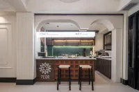 Floral Hotel·Sanli Hotel(Chaozhou West Lake Park Store)