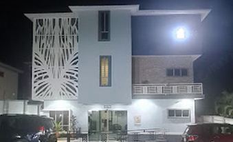 Eleventh House Hotel & Suites Ibadan