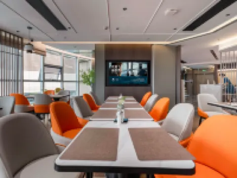 Ease Hotel (ZiGui Qu Yuan Hometown Store) Hotel a Zigui