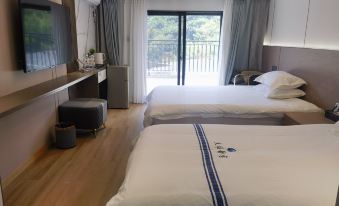 Jiulin Jingshe Homestay (Dongxia Beach Scenic Area Branch)