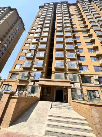 Longkou Qihai Xiaozhu B&B (Coast Huafu Branch) Отели рядом с достопримечательностью «Dao'enhu Park»