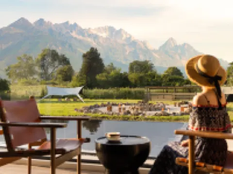 BuwanLiyu · Luming Shanye SongjianPanoramic Snow Mountain 1988 Series  Sunshine on Golden Mountain Hotels near Lijiang Snow Mountain Falcon Valley Scenic Area