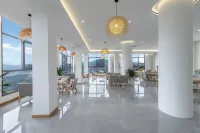 tianhe lianyue(qianhumiaozhaiximenyoukezhongxindian)