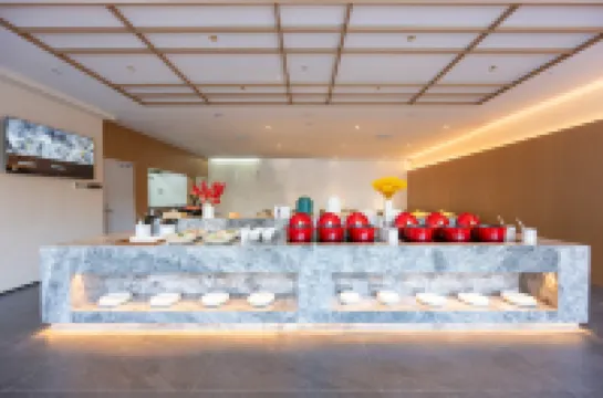 仟那飯店（後海鼓樓大街地鐵站店）