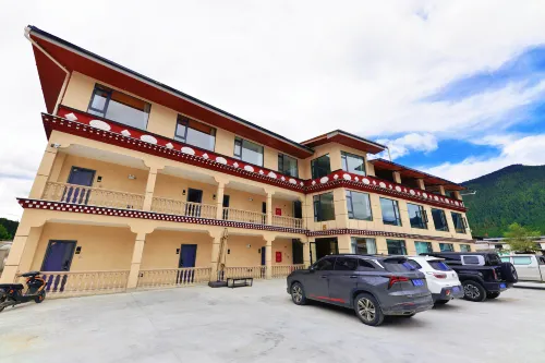 Dalong Hotel (Lunang Town Zaxigang Village) - Pet friendly