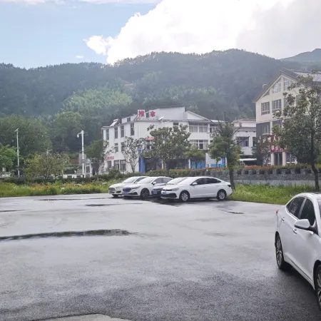 Tianzhushan Longrun Holiday Hotel