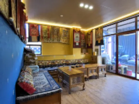 昌都市旺姆民宿（強巴林寺店）