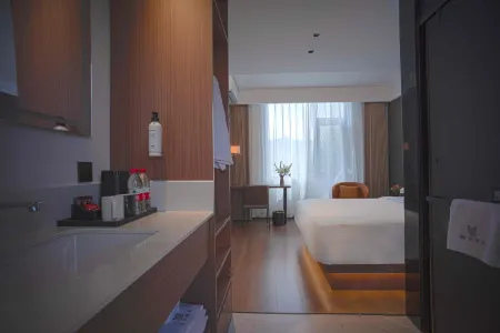 Yufeng Hotel Отели рядом с достопримечательностью «Heijing Passenger Transport Terminal»