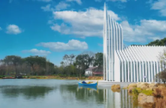 Santa Dosia Resort (Santa Dosia Fragrance Paradise Store)