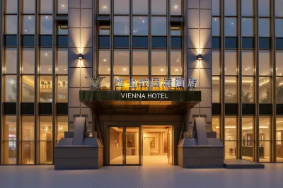 Vienna International Hotel (Nanbin Road Financial Center Branch) Hotels in Nan'an District