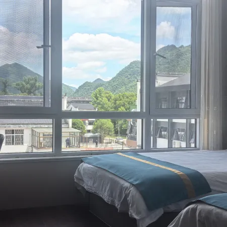 Yak Bull Health Farmer Hotel