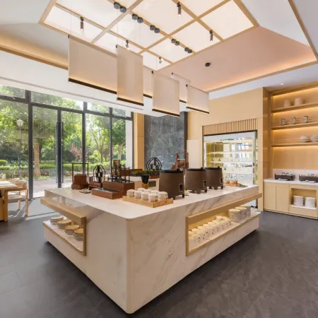 Jianguo Puyin Hotel (Beijing Changping North Seventh Store)