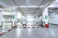 Lanuo Hotel (Chaozhou Ancient City People’s Square Store) - parking