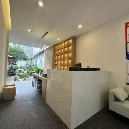 Nanzhao Caishe Homestay (Weishan Ancient City)