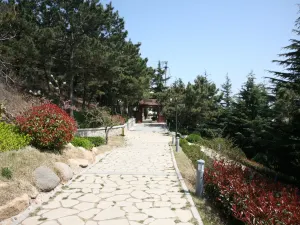 Blue Sky Hotel