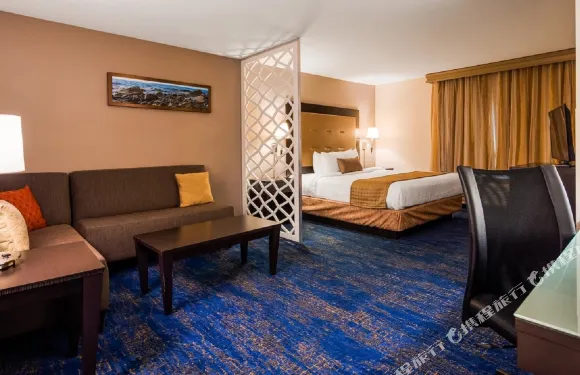 波特蘭機場貝斯特韋斯特優質套房酒店