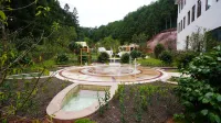 Sun Valley Ecological Park Hotels in Xinning
