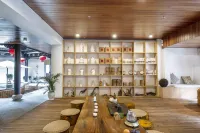 Yunyi Hot Spring Zangpin Inn Отели в г. Тенчун