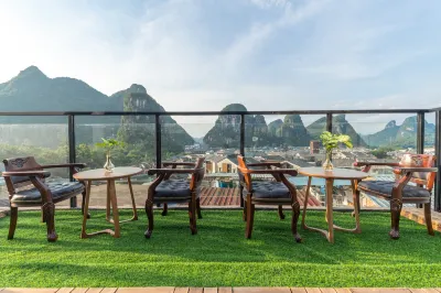 Floral Hotel· Pantaoshu Hotel(Yangshuo West Street Lijiang Branch) Hotels in Yangshuo