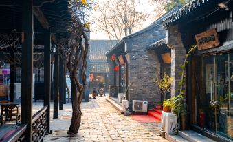 Floral·Yangzhou xujiayuan B & B(Slender West Lake Dongguan Street)