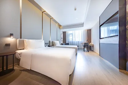 Atour Hotel (Nanchang Tonggutan Tongluowan Plaza )