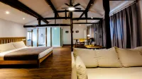 Floral Hotel · Yixing Lake Father Holds Hometown Hotel