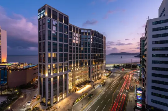 Grand Josun Busan Hotels near SEALIFE Busan Aquarium