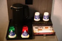 May Yunshe Hotel (Zhumadian High-speed Railway West Station)