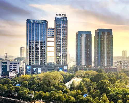 Yue Hotel (Pingxiang Autumn Harvest Plaza) Hotels in Pingxiang