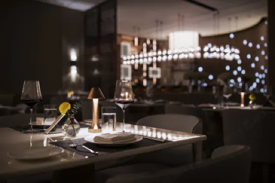 AYEARN HOTEL Отели рядом с достопримечательностью «Coast City»