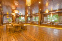 Pingle Ancient Town Lijiang Hostel Hotel dekat Pingle Ancient Town