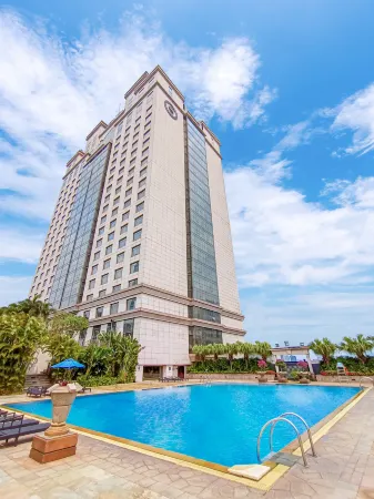 Sheraton Hotel Dongguan Отели в г. Дунгуань